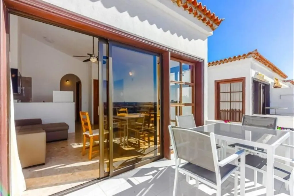 Soleggiato Attico Vista Mare E Piscina Sc768 Appartement San Miguel de Abona